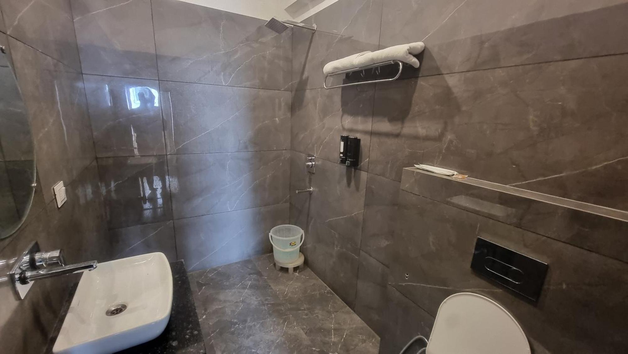 Praana Wellness Resort By Around Stays Rishīkesh Zewnętrze zdjęcie